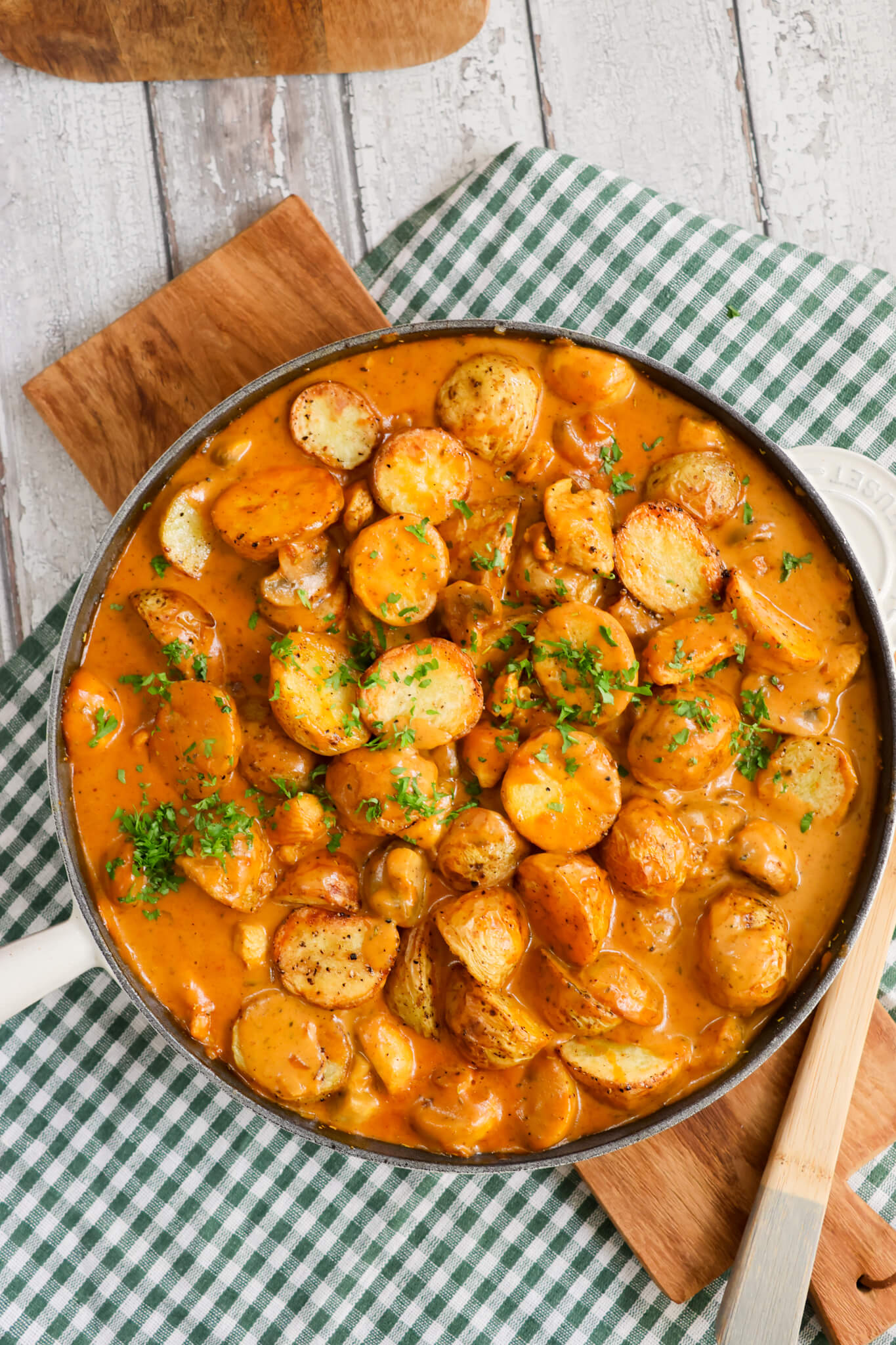 Kylling og kartofler i whiskysauce