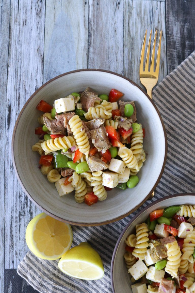 Pastasalat Med Oksecuvette Pesto Feta Og Edamame