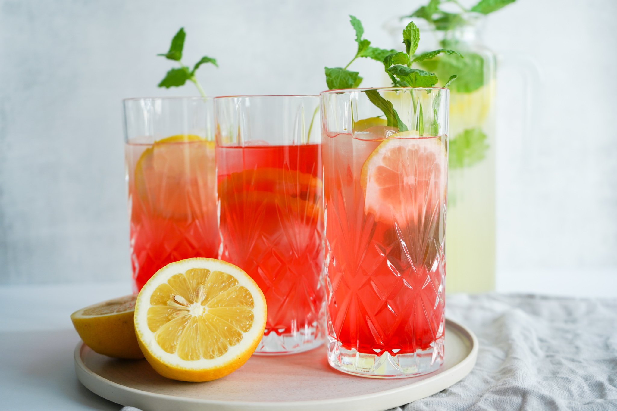 Sommerdrink Med Lemonade Og - Opskrift På Lækre Drinks