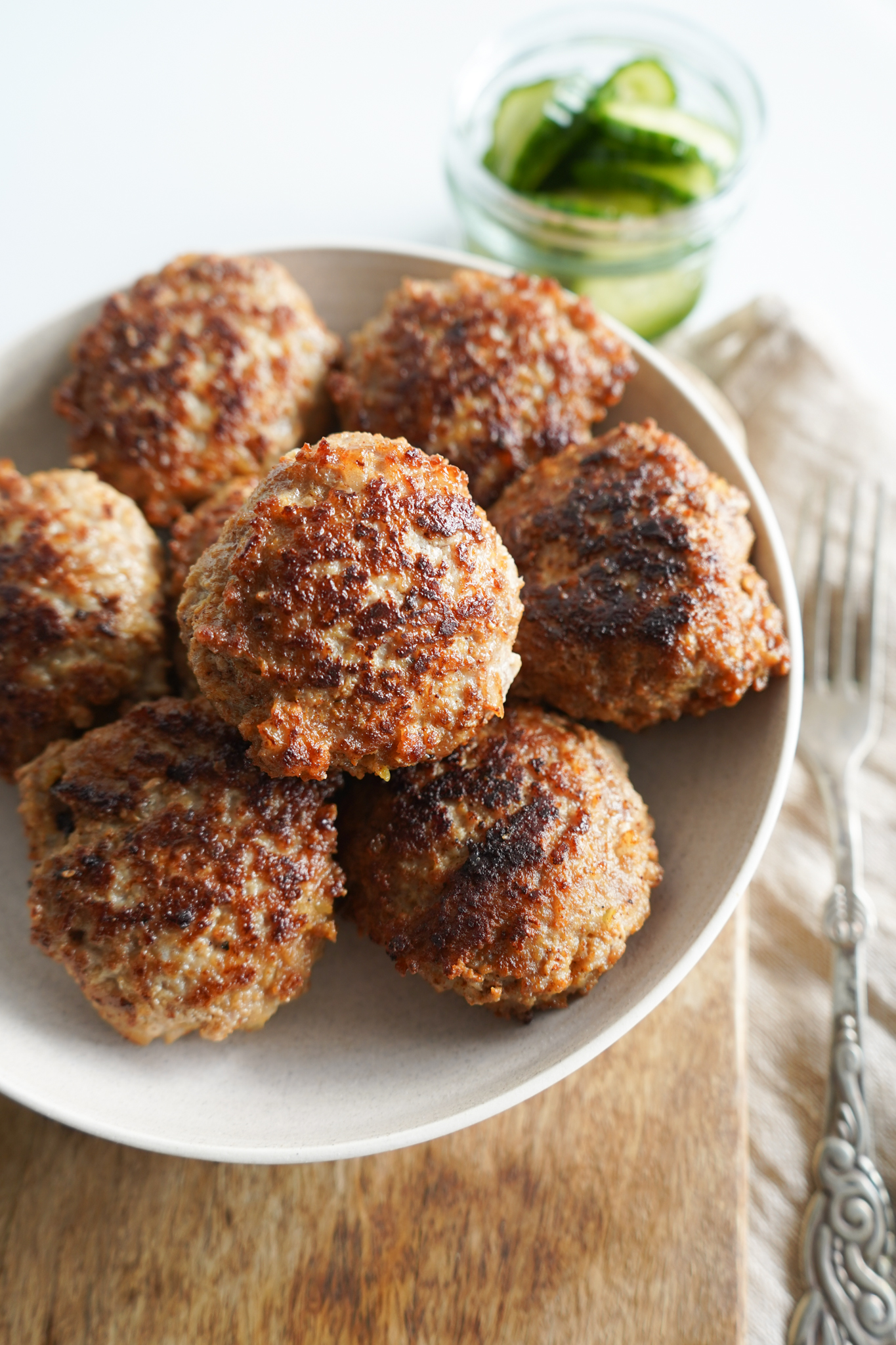 Frikadeller - Opskrift På Hjemmelavede Frikadeller