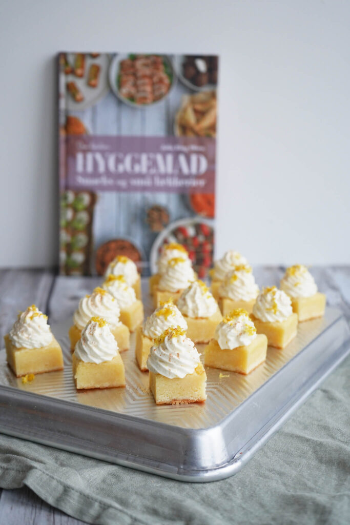 Mazarinblondies med cheesecakecreme