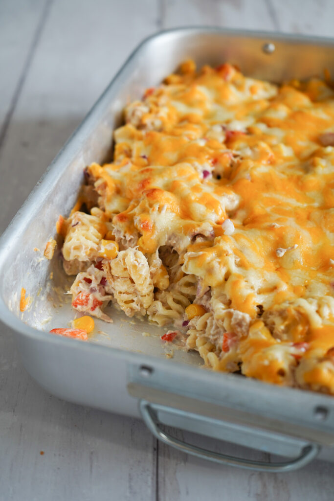 Tuna Casserole - Tun Og Pasta I Fad