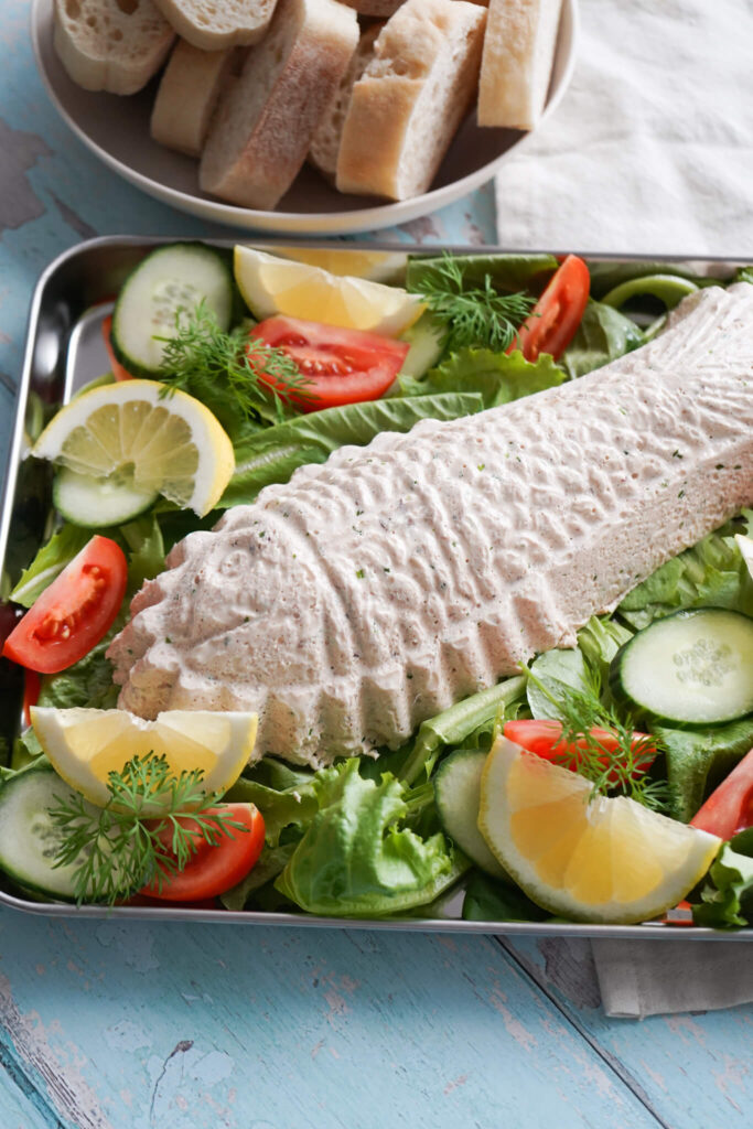 Tunmousse med fløde
