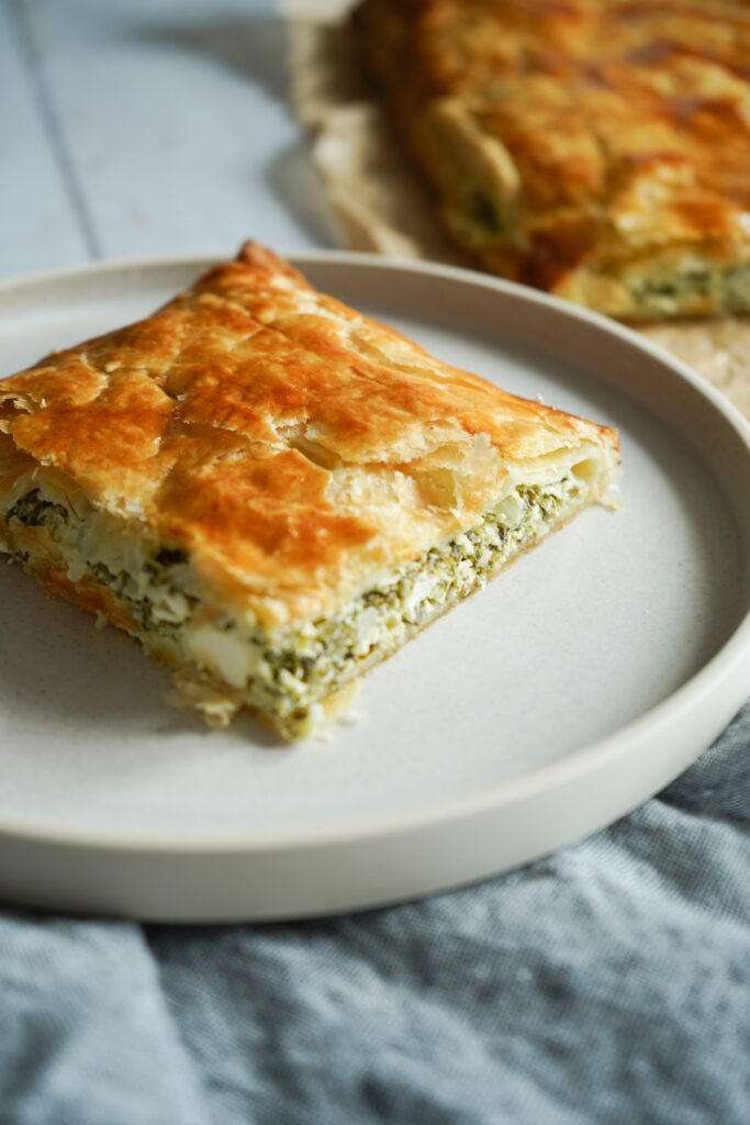 Butterdejstærte Med Feta Og Spinat