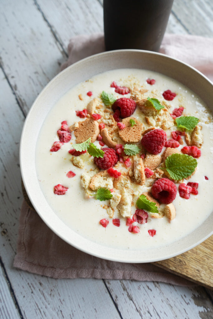 Koldskål Med Creme Anglaise
