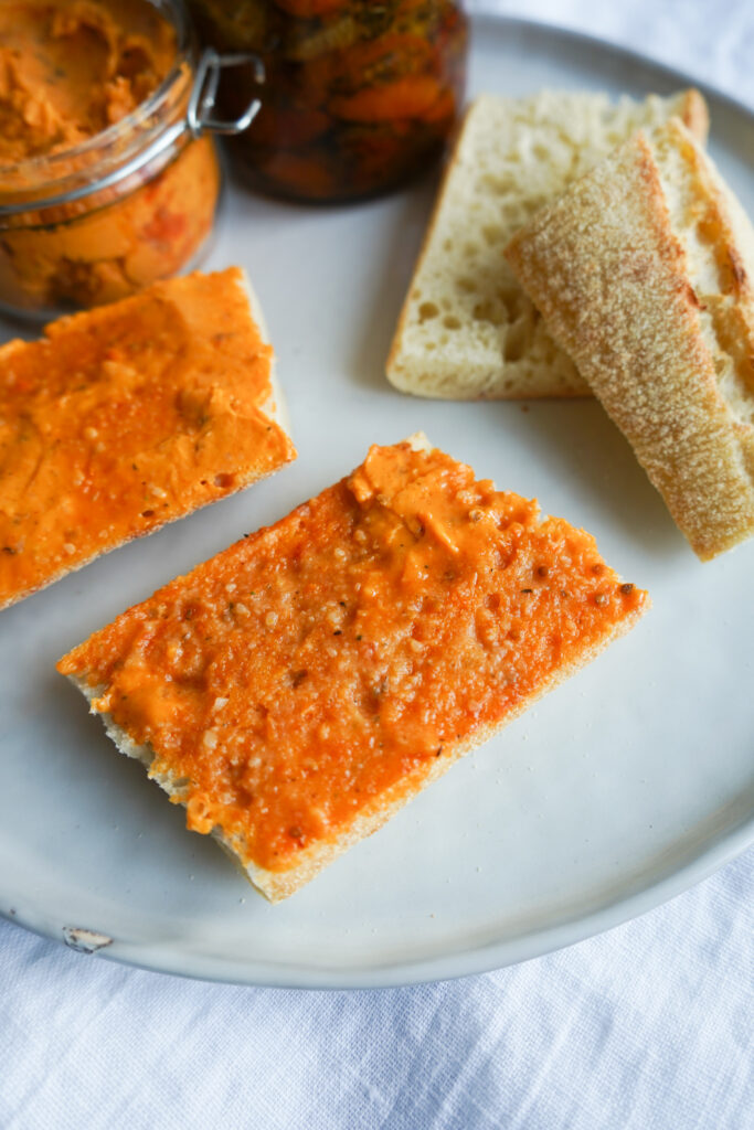 Tomatsmør Med Parmesan