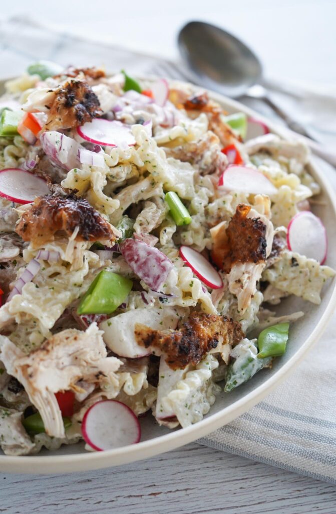 Pastasalat Med Grillet Kylling