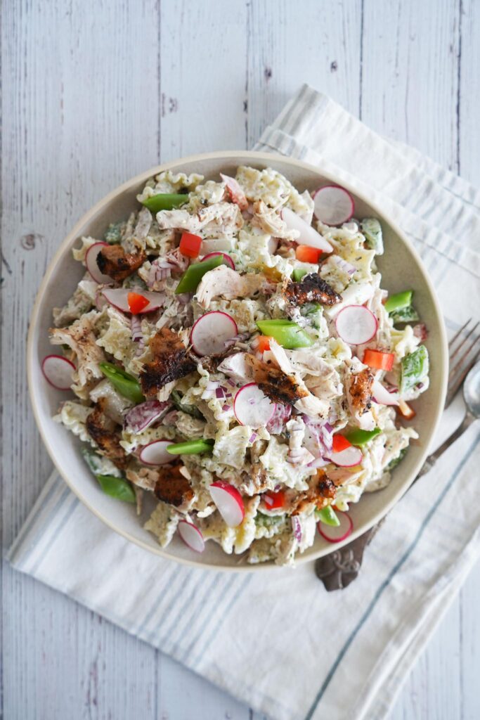 Pastasalat Med Grillet Kylling
