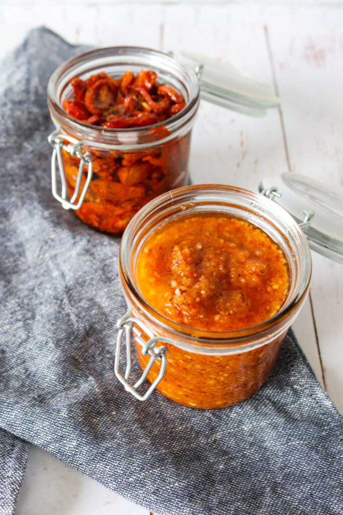 Tomatpesto - Hjemmelavet Tomatpesto Med Mandler