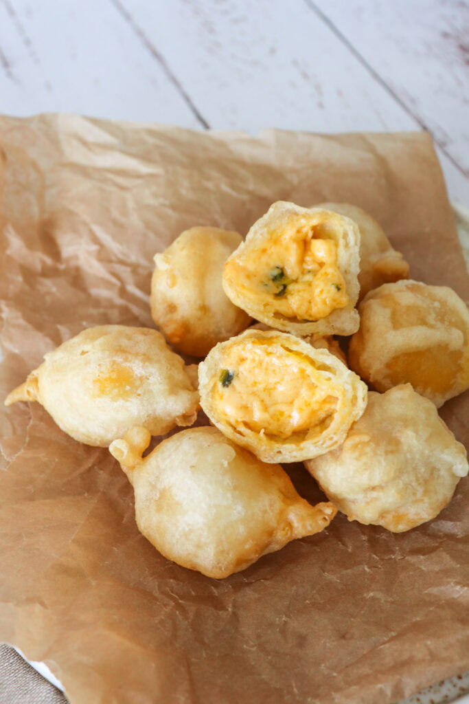 Chili Cheese Tops - Hjemmelavede Ostekugler Med Cheddar