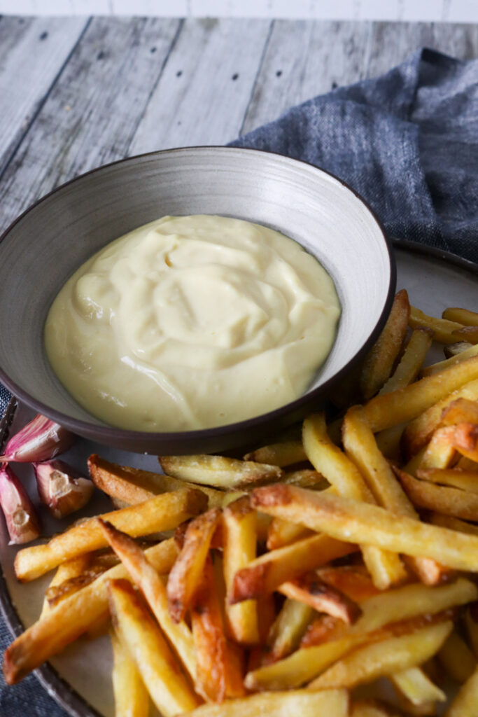 Aioli - Hvidløgsmayonnaise På 1 Minut - Hjemmelavet Mayo