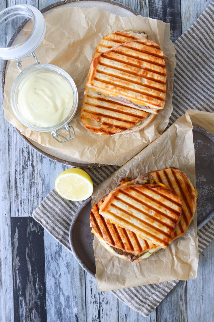 Toast Med Oksecuvette Og Bearnaisemayonnaise