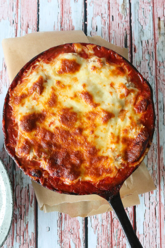 Kyllingekødboller Bagt I Tomatsauce Med Ost - God Til Pasta