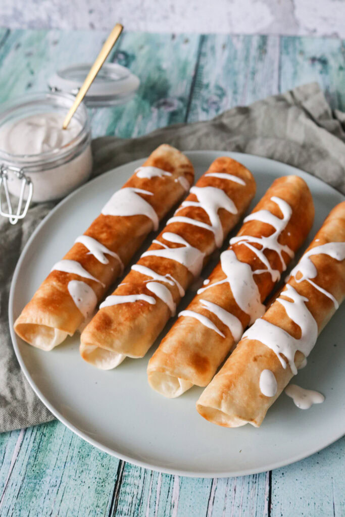 Skinkestang Inspireret Taquitos - Sprøde Tortillas Med Skinkestangsfyld