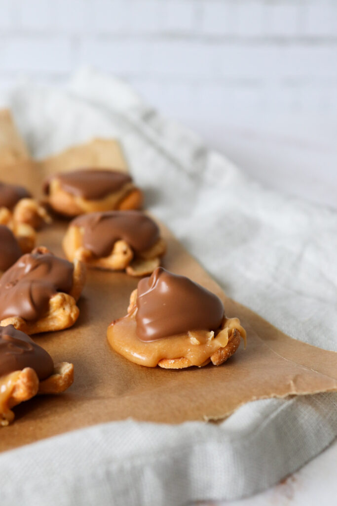 Cashew Clusters - Cashewnødder Med Chokolade Og Karamel