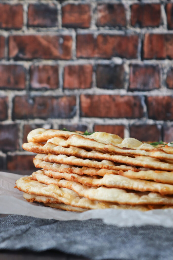 Naan Med Cheddar
