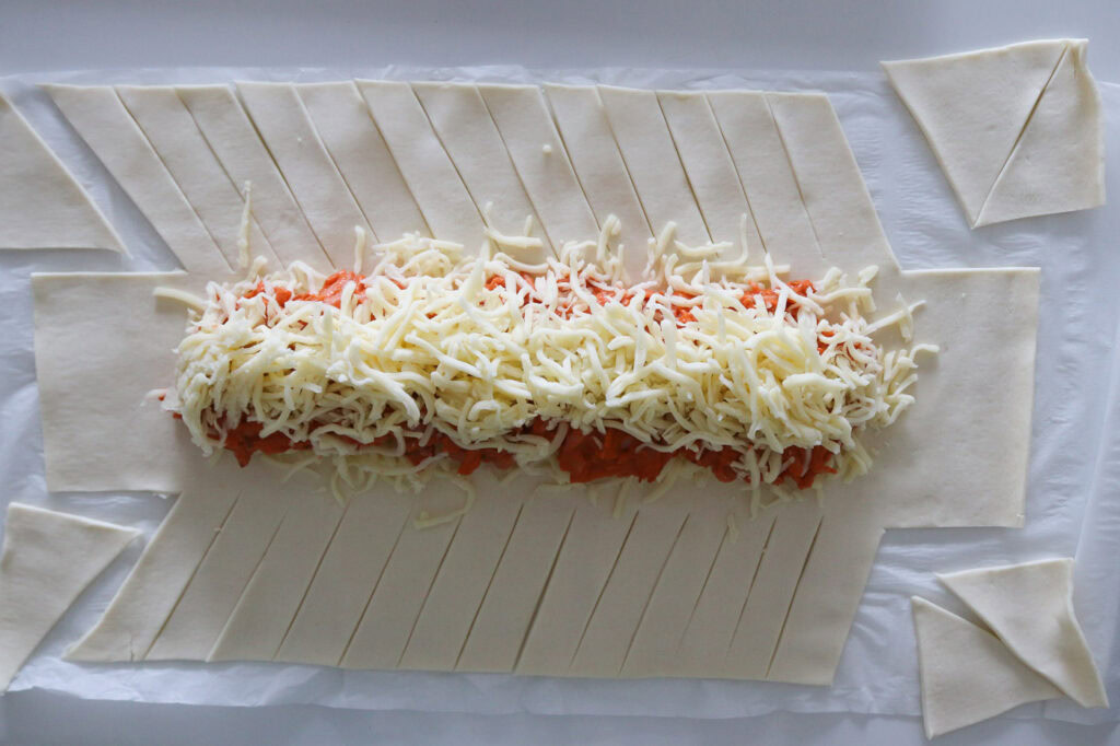 Butterdejsstang med pizzafyld
