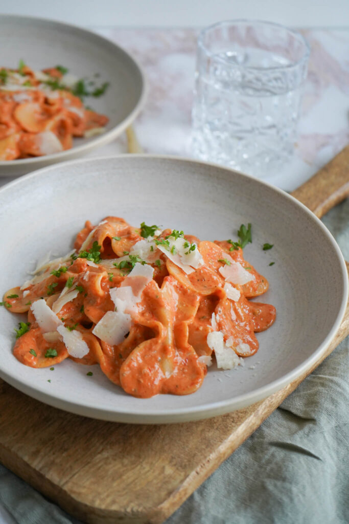 Pasta med cremet peberfrugtsauce