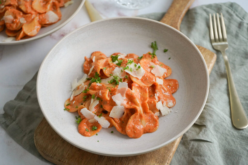 Pasta med cremet peberfrugtsauce