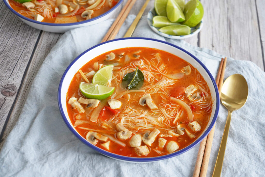 Tom yum gai