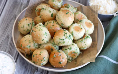 Hvidløgskugler med parmesan