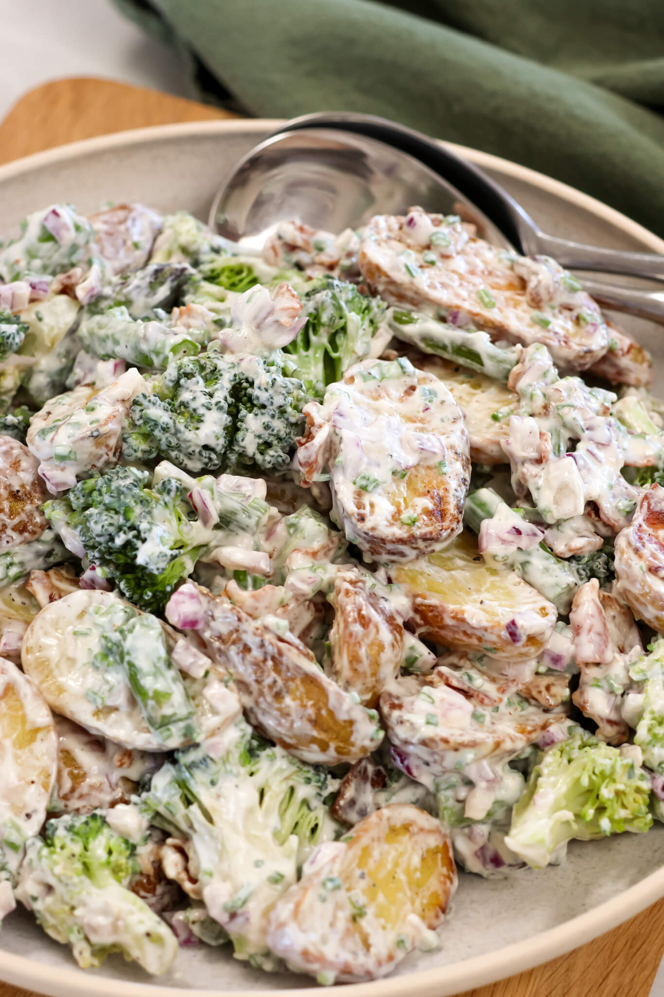 Kartoffelsalat med hvidløgsdressing
