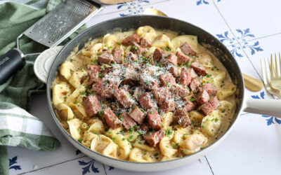 Tortellini alfredo med flanksteak